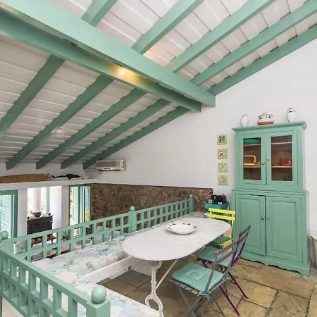 Kala.mia Charming Sea View *