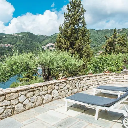 Kala.mia Charming Sea View Вилла