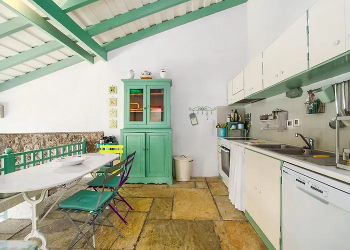 Kala.mia Charming Sea View Villa *