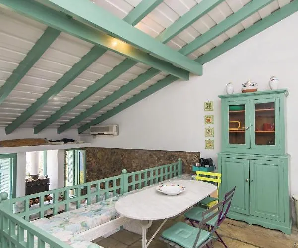 Kala.mia Charming Sea View *