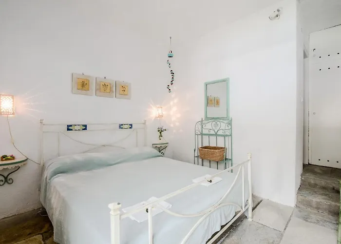 Kala.mia Charming Sea View Villa *