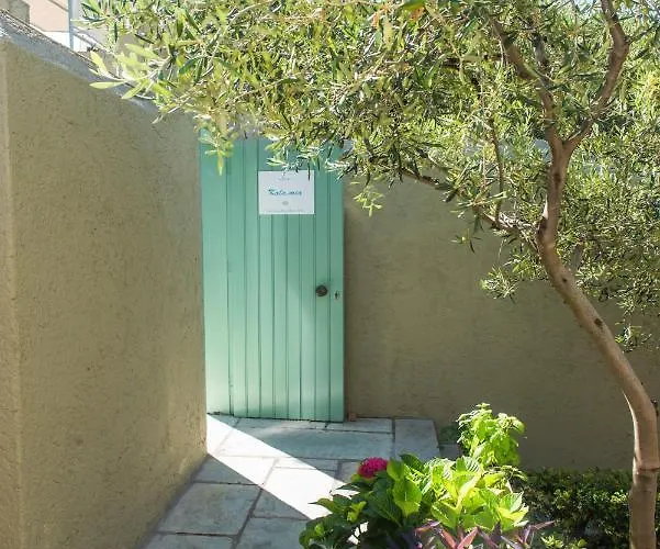 Kala.mia Charming Sea View Villa