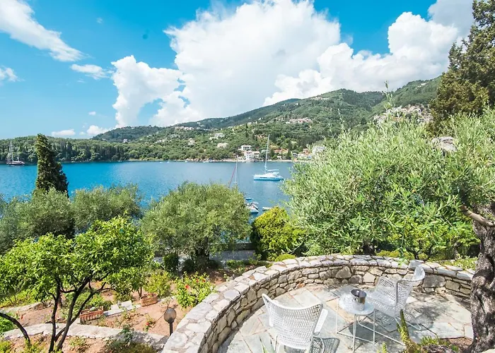 Villa Kala.mia Charming Sea View *
