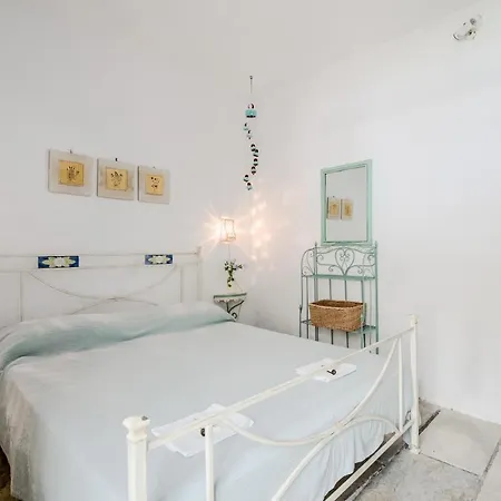 Kala.mia Charming Sea View Villa *