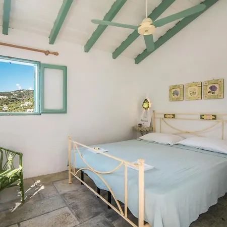 Kala.mia Charming Sea View Villa *